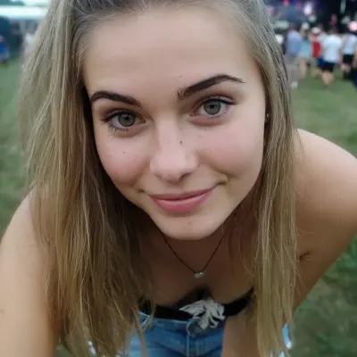 Лана, 22